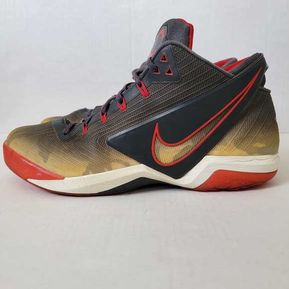 Nike Ohio State Football Athletic Shoes - Picture 3 of 12